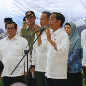 Kembali Kunjungi Korban Gempa di NTB, Jokowi Tegaskan Dana Stimulan Tetap Tersalurkan