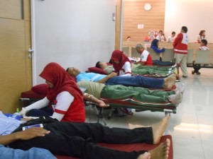 Donar Darah di RSHK Mataram