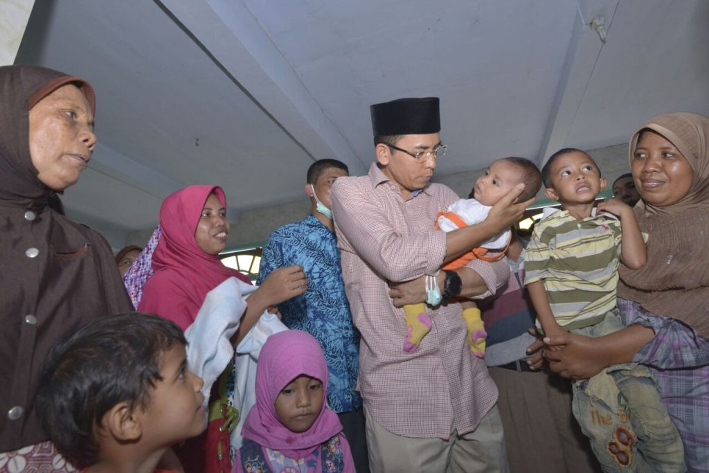 Mabes TNI Buka Rumah Sakit Lapangan Untuk Korban Banjir Bima