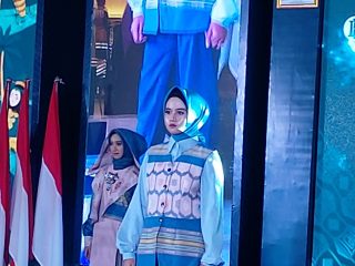 UMKM Binaan BI NTB dan Modest Fashion Designer Pukau Pengunjung Sharia Fair di FESYAR KTI 2024