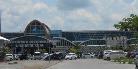 Seluruh Jalur Penerbangan Tertutupi Abu Vulkanik, Bandara Lombok Masih Lumpuh