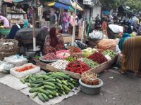 Tempati Pasar Sementara, Pedagang Keluar Modal untuk Bangun Lapak Sendiri